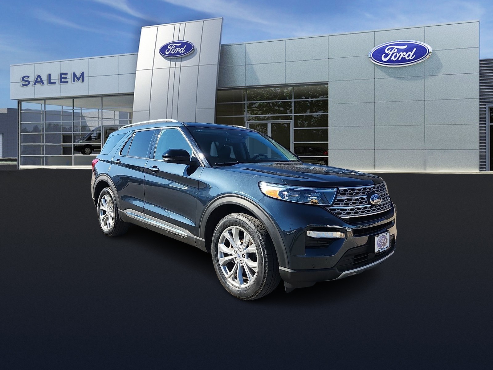 2023 Ford Explorer Limited High Package 4WD's photo