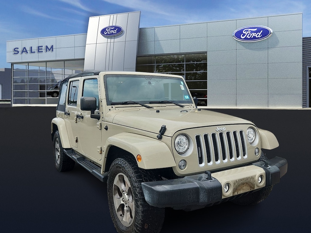 Used 2017 Jeep Wrangler Unlimited Sahara 4x4 Sport Utility