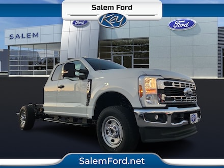 2024 Ford F-350 Chassis XL Super Cab