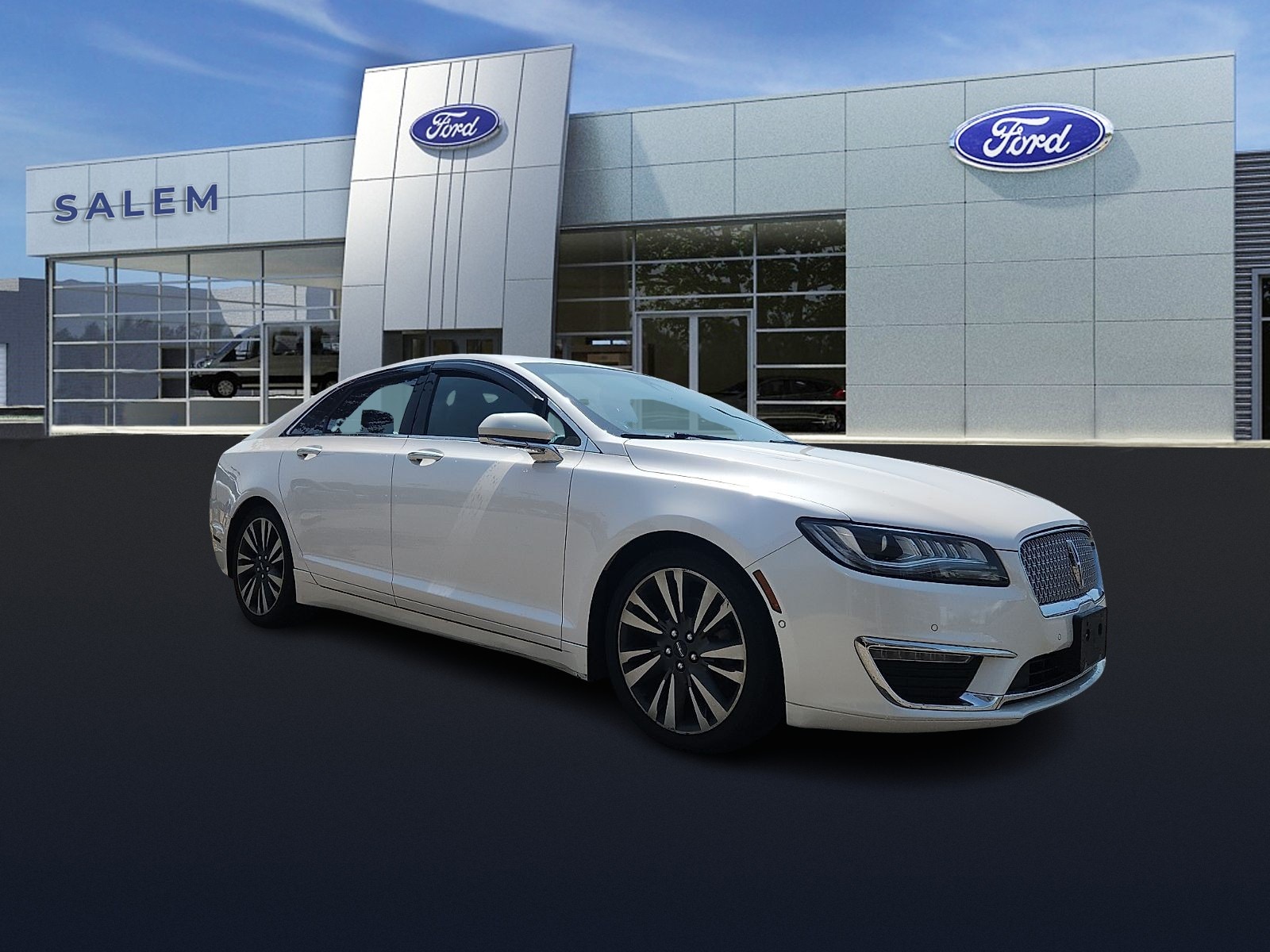 2019 Lincoln MKZ Reserve II AWD's photo