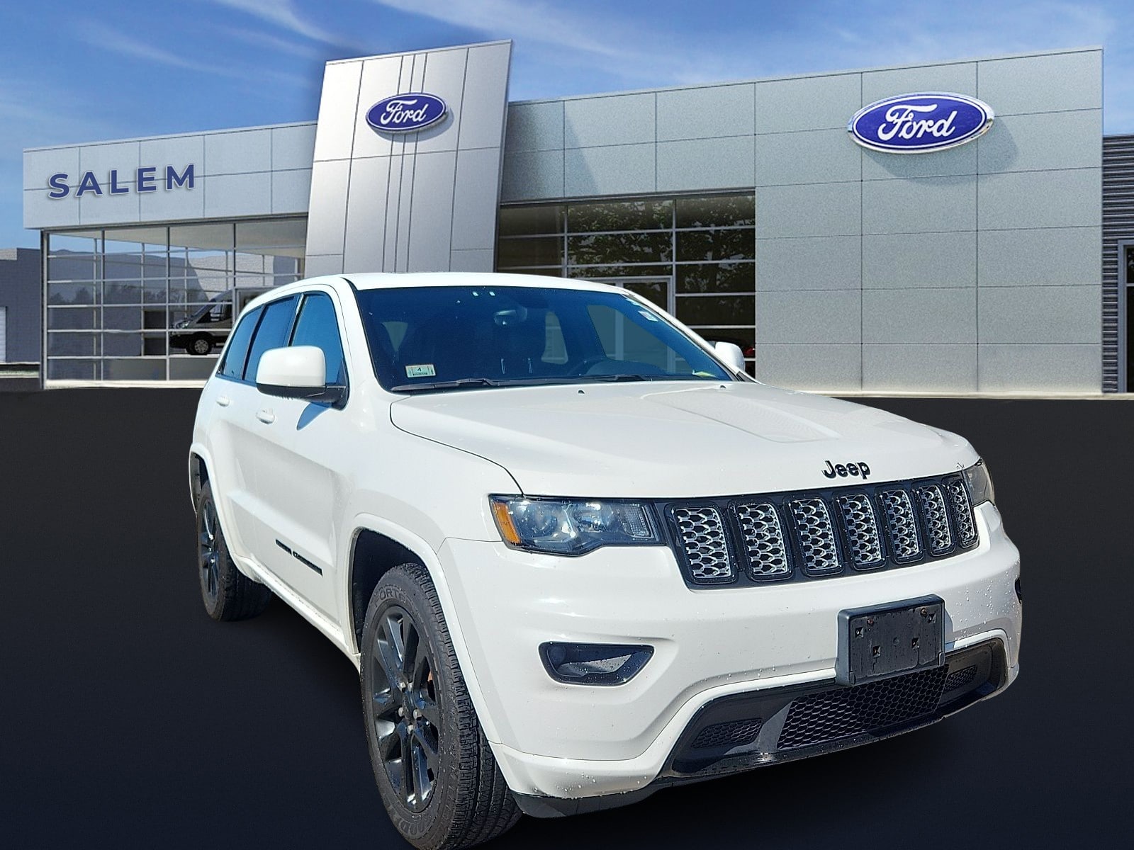 Used 2017 Jeep Grand Cherokee Altitude with VIN 1C4RJFAG7HC738441 for sale in Salem, NH