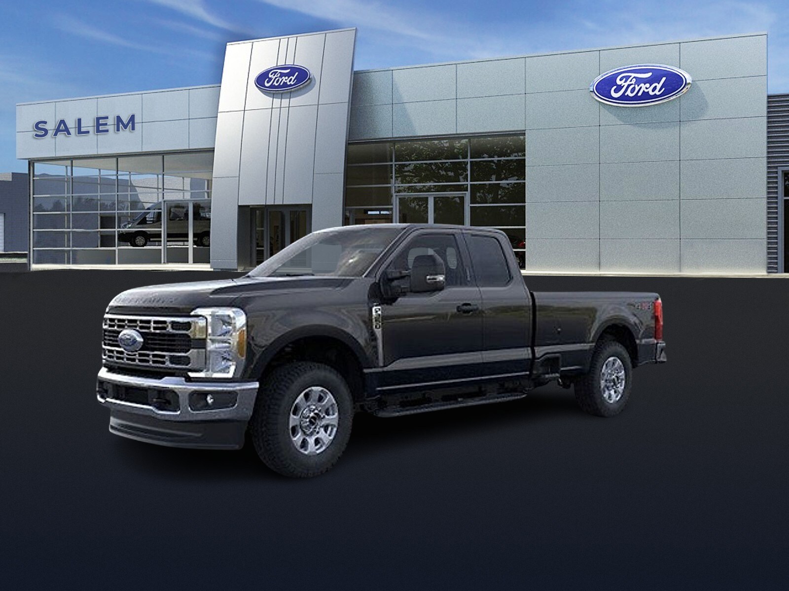 2025 Ford F-350 XLT photo 2