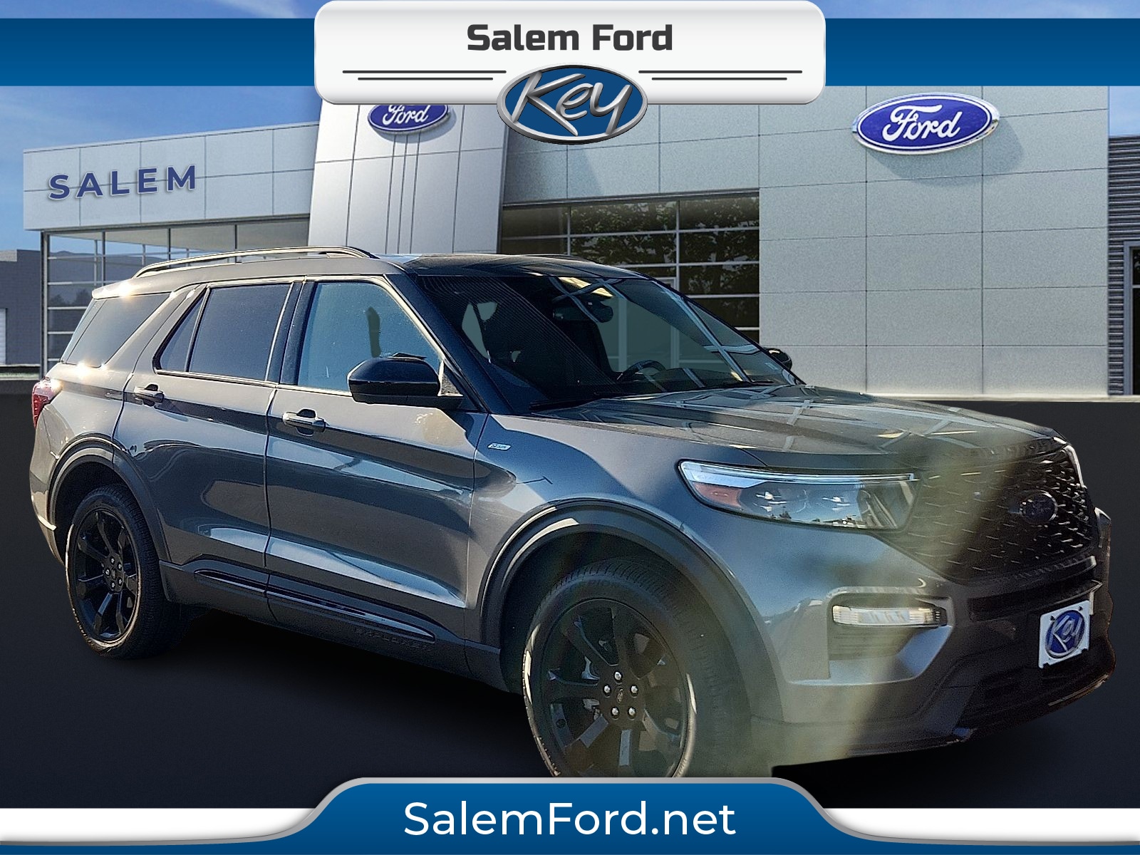 2023 Ford Explorer ST-LINE's photo