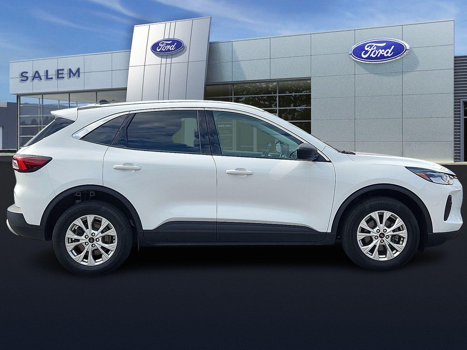2023 Ford Escape Active photo 2