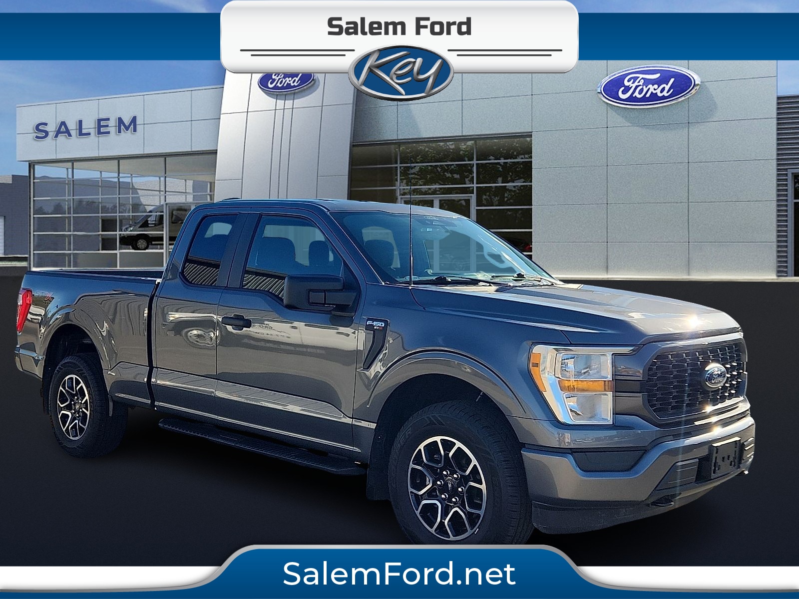 2022 Ford F-150 XL's photo