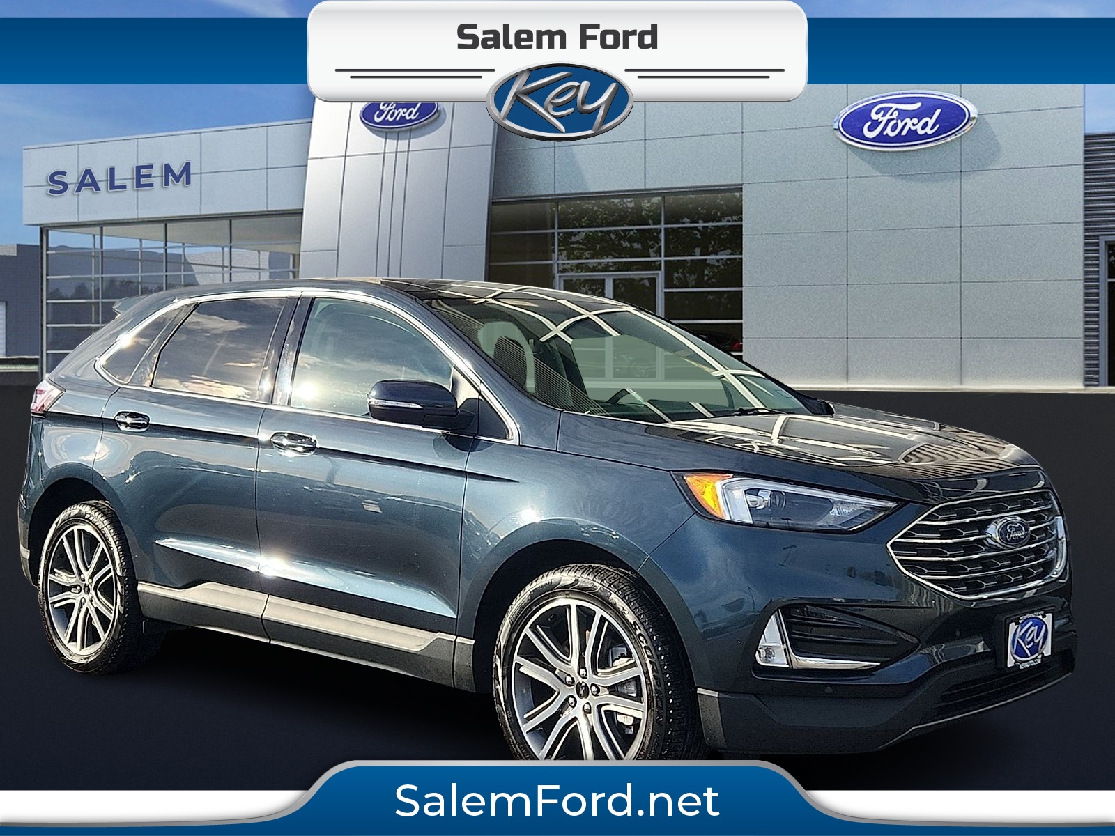 2024 Ford Edge Titanium's photo