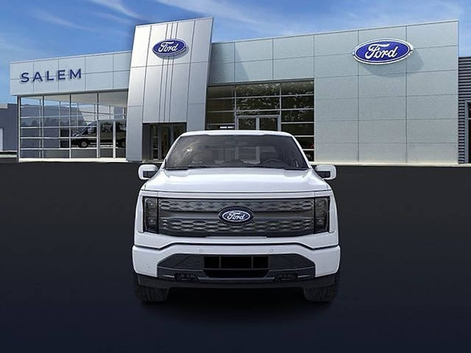 2025 Ford F-150 Lightning Lariat - Photo 11