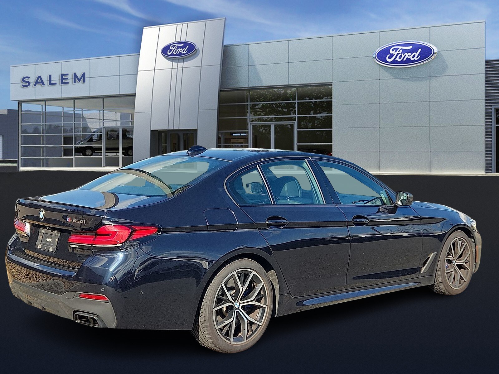 2022 Bmw M550i xDrive photo 3