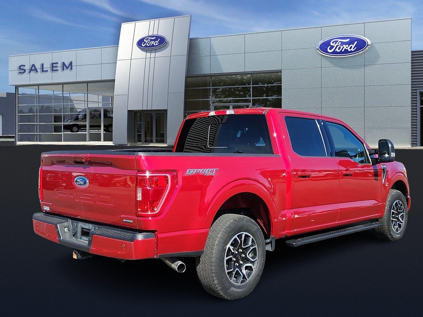 2022 Ford F-150 XLT photo 3
