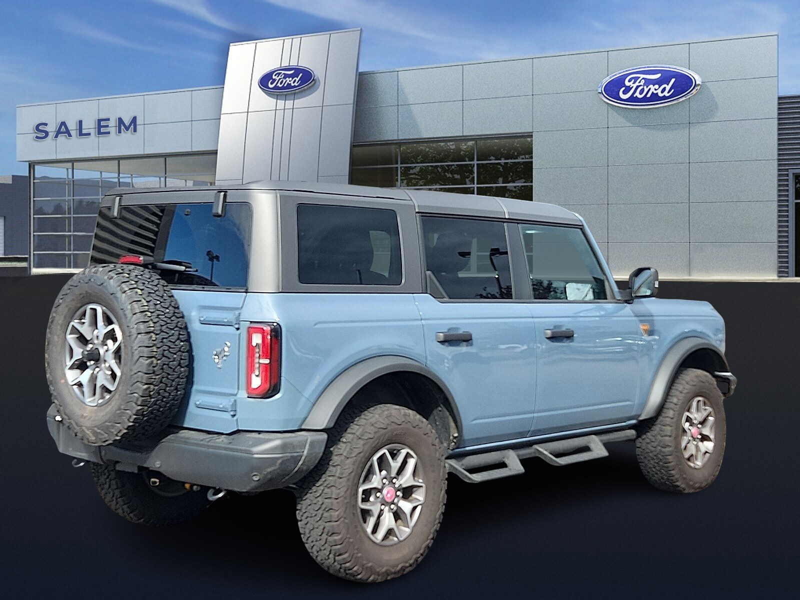 2024 Ford Bronco Badlands photo 3