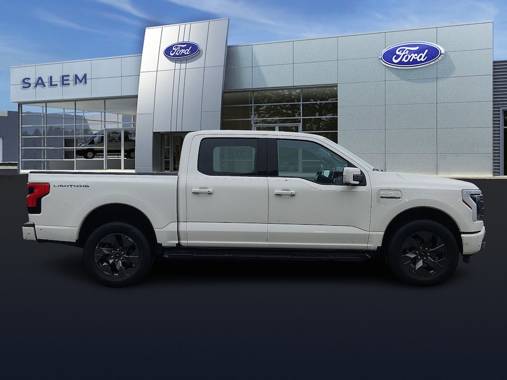 Certified 2023 Ford F-150 Lightning Lariat Crew Cab