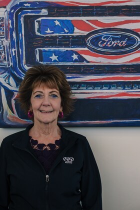 Staff member Linda Falbo from ID_456a79bebb25