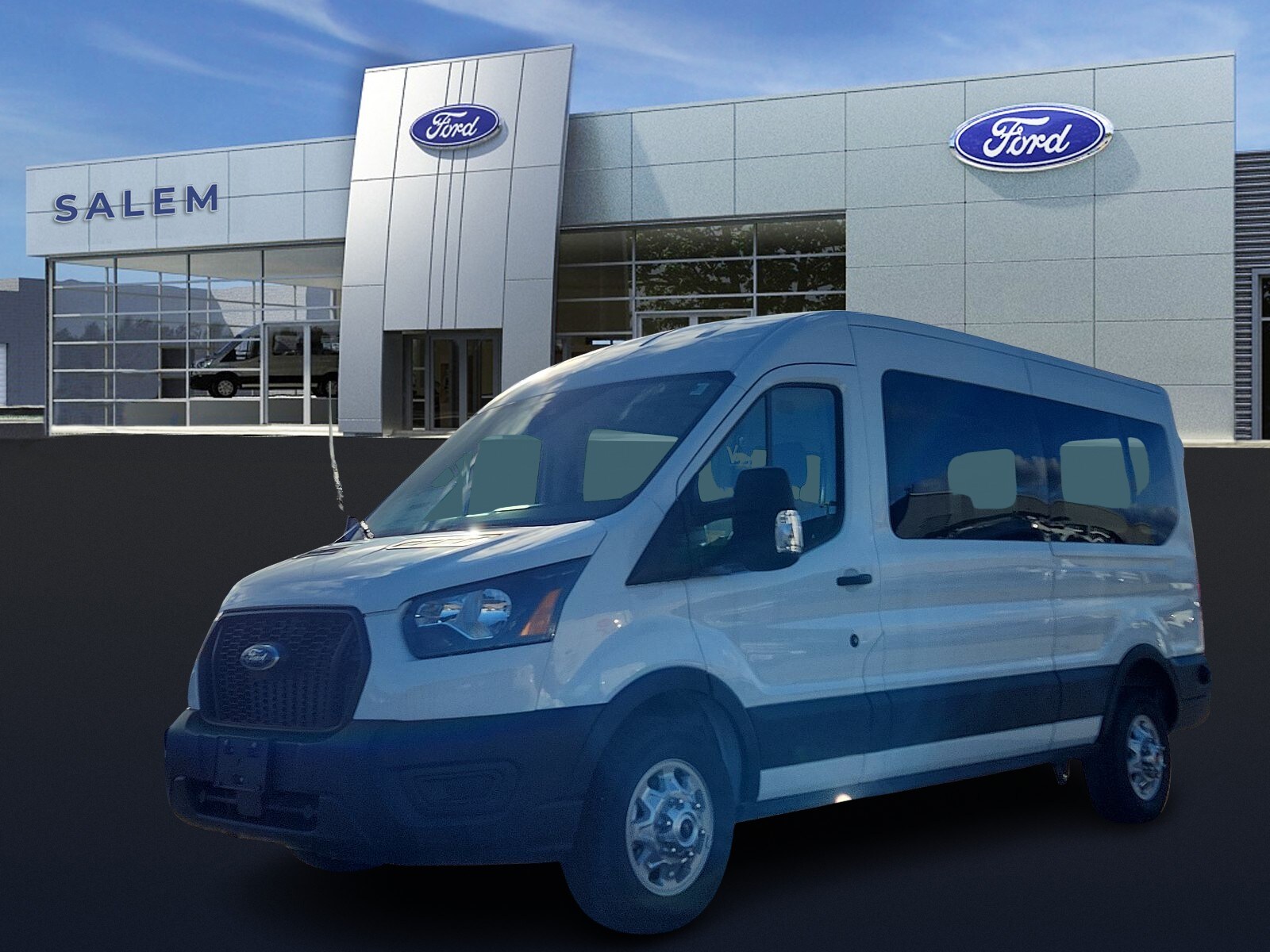2024 Ford Transit photo 3