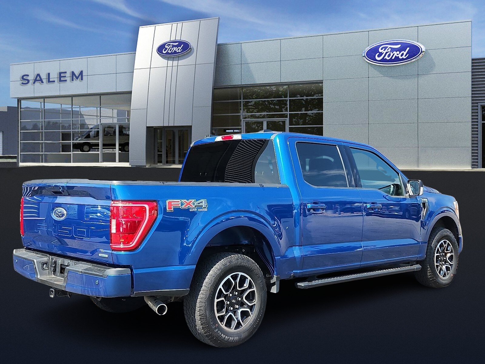 2022 Ford F-150 XLT photo 3