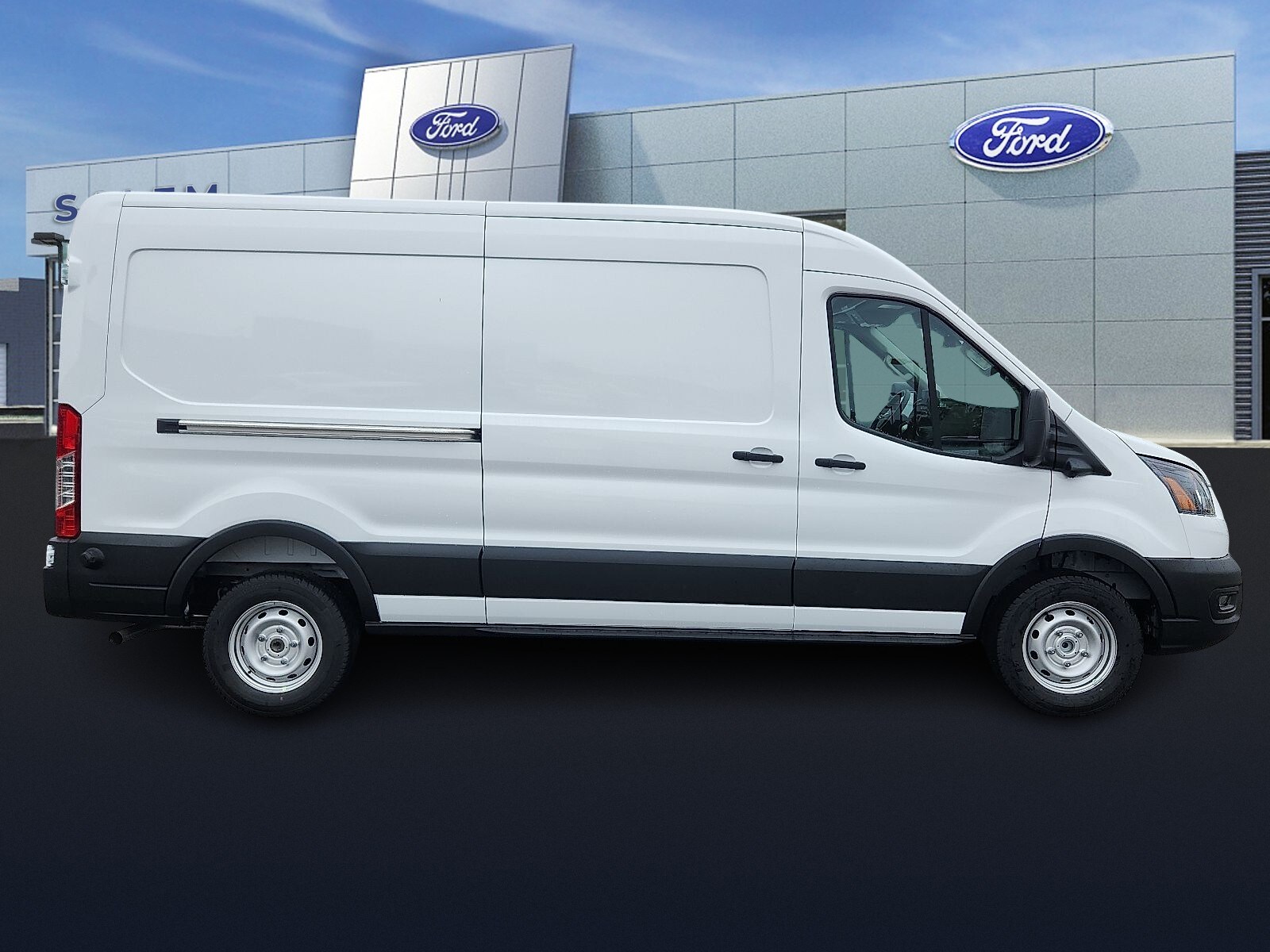 2025 Ford Transit photo 2