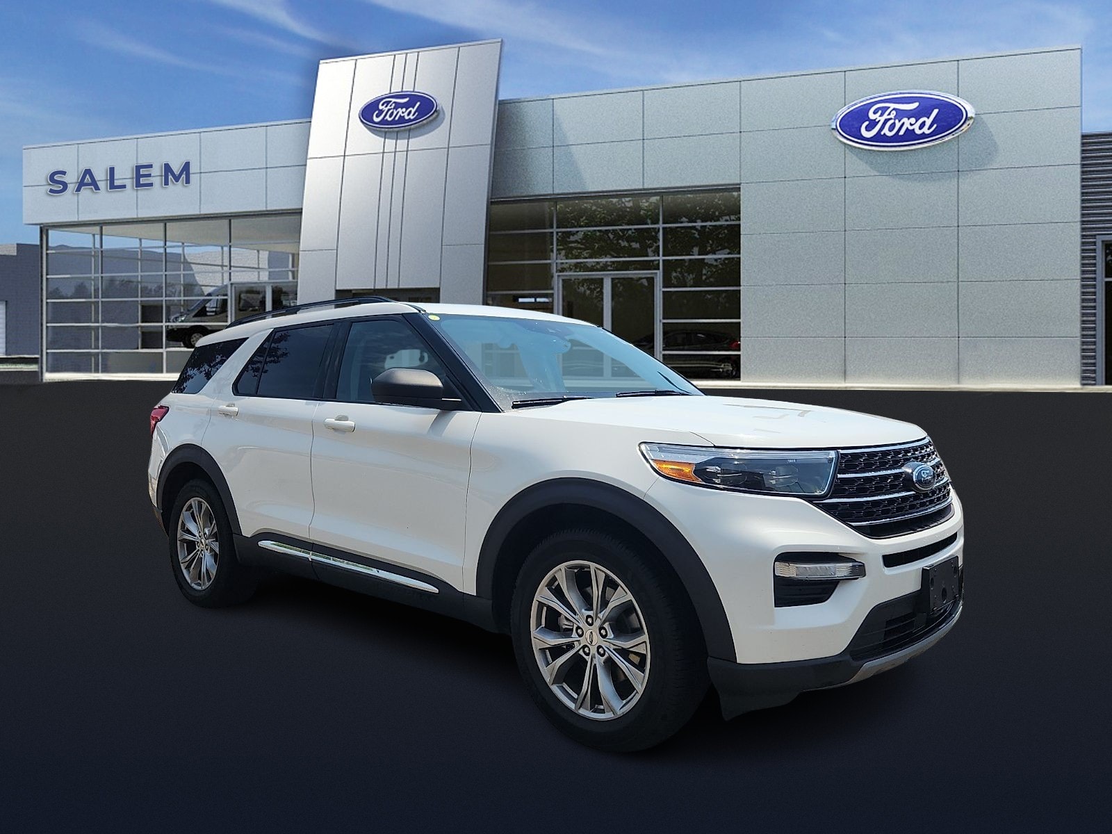 2020 Ford Explorer XLT 4WD's photo