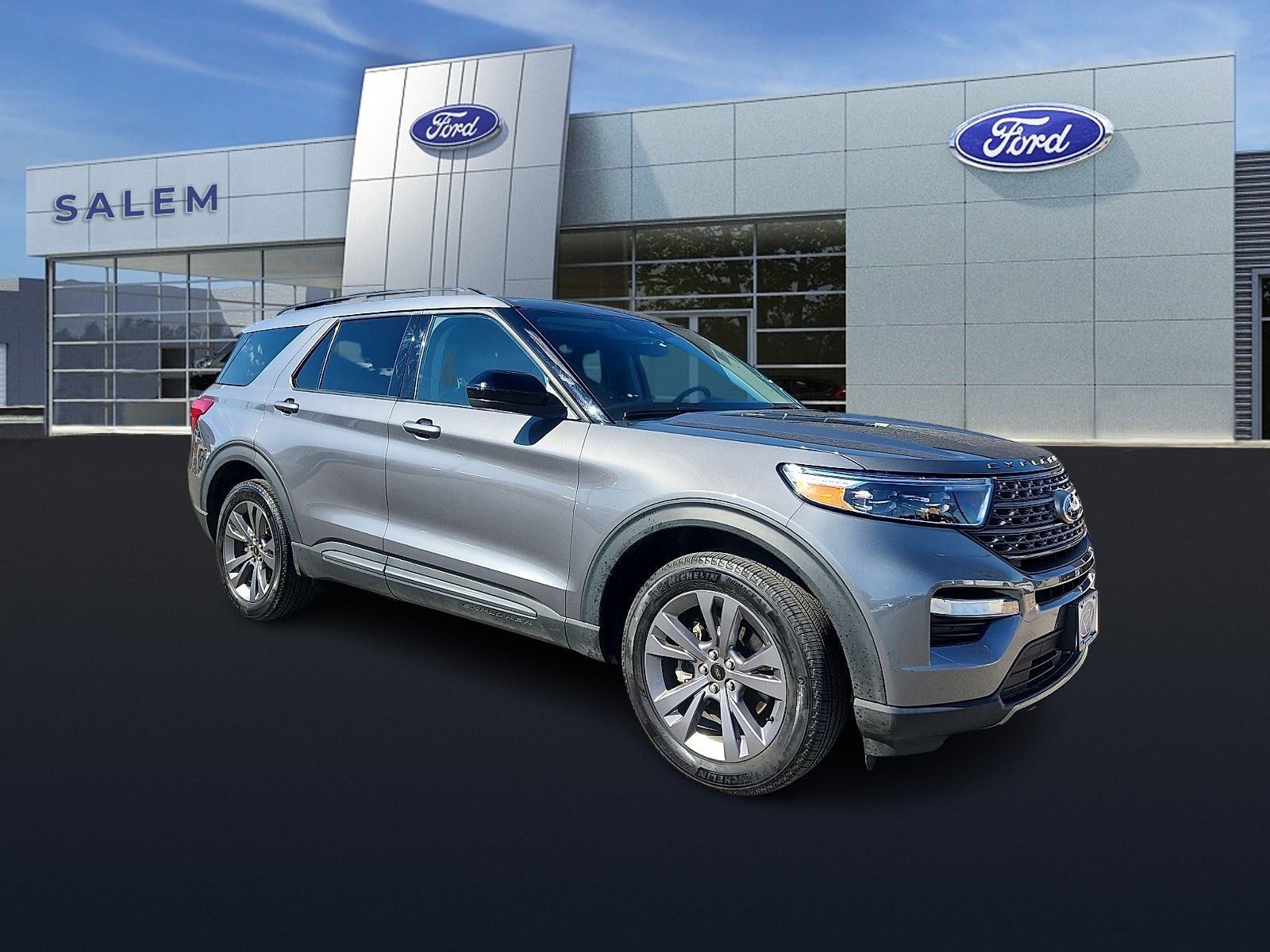 2022 Ford Explorer Sport Utility 