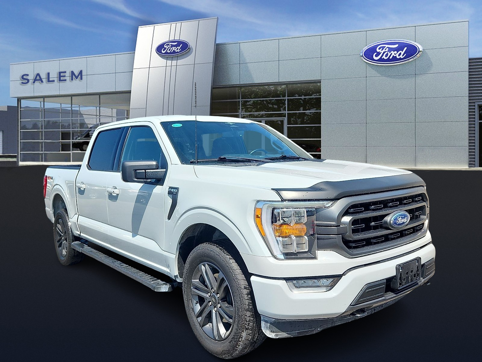 2023 Ford F-150 XLT SuperCrew