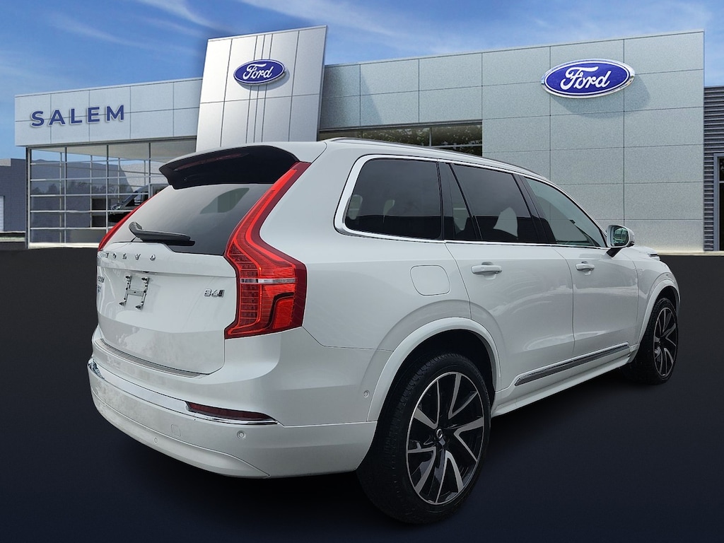 Certified 2024 Volvo XC90 B6 Plus Bright Theme 7-Seater Sport Utility