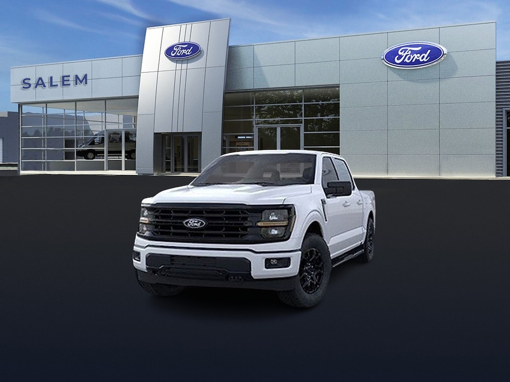New 2025 Ford F-150 XLT SuperCrew
