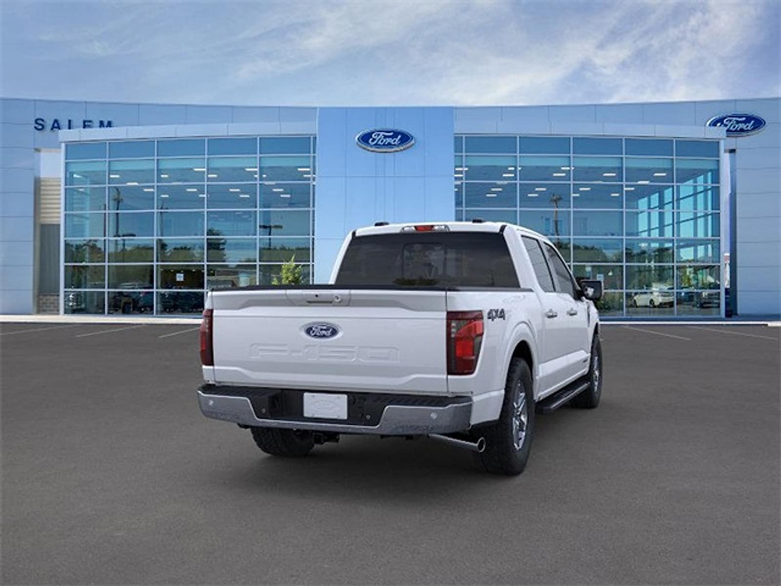 2025 Ford F-150 XLT - Photo 9