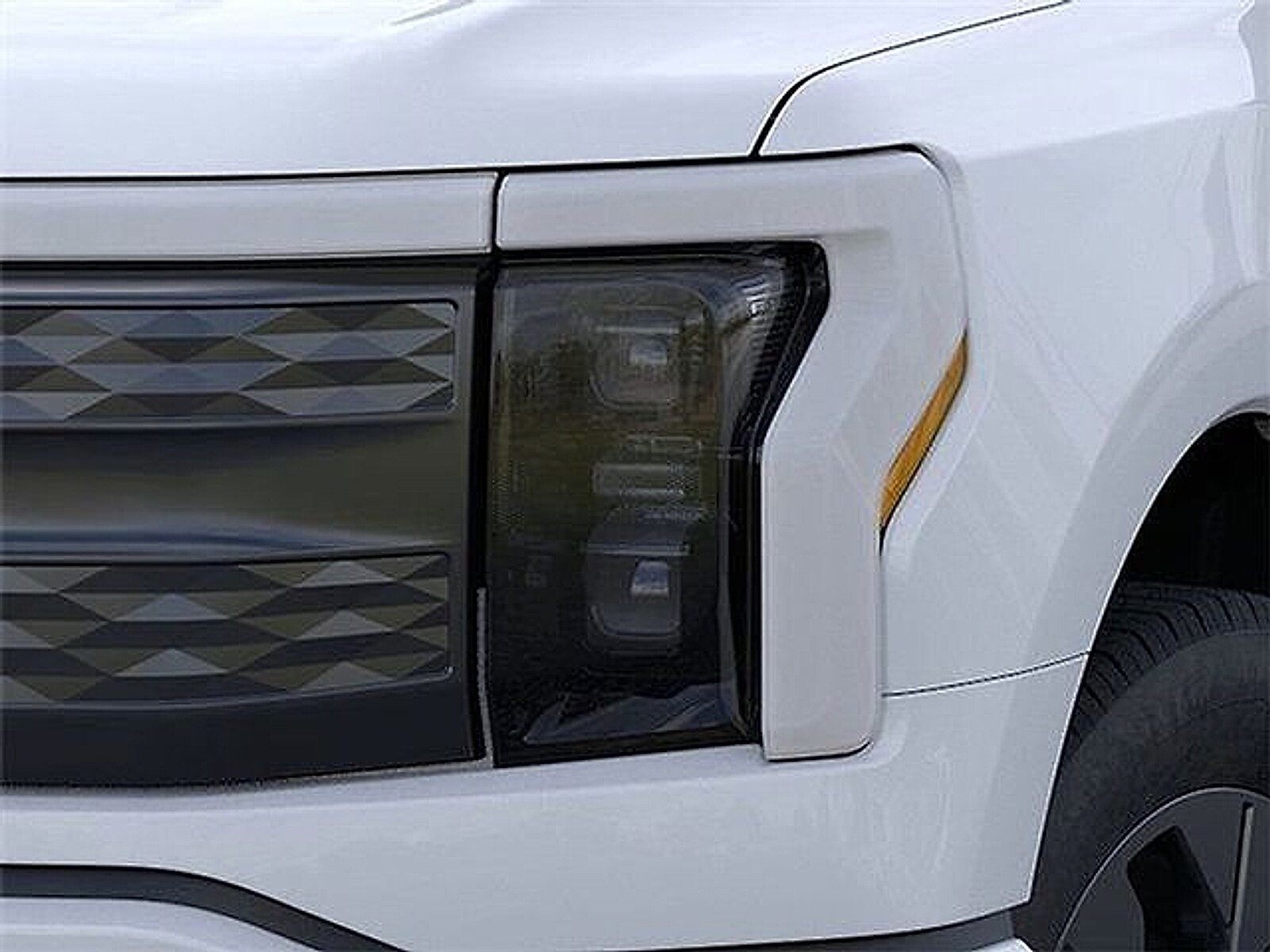2025 Ford F-150 Lightning Lariat - Photo 22