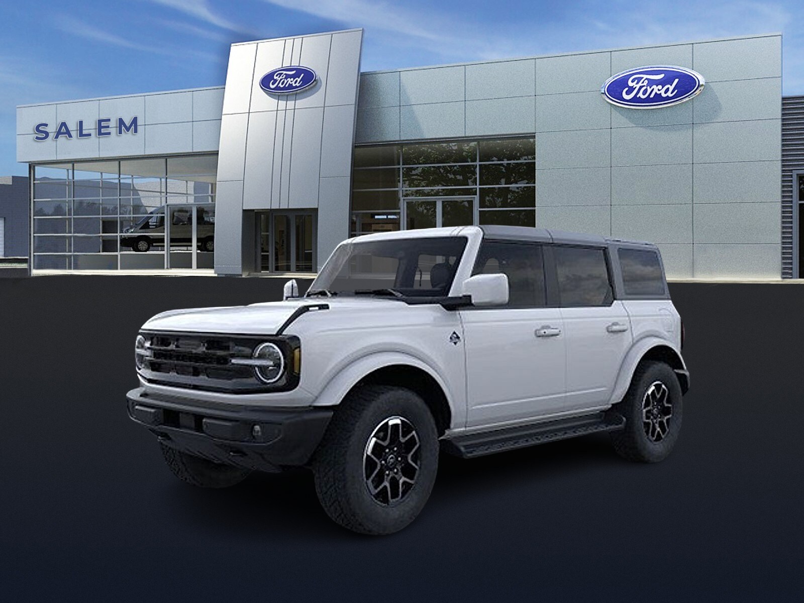 2025 Ford Bronco Outer Banks photo 2