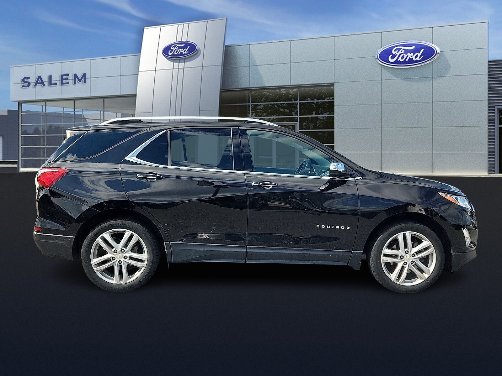 2020 Chevrolet Equinox Premier photo 2