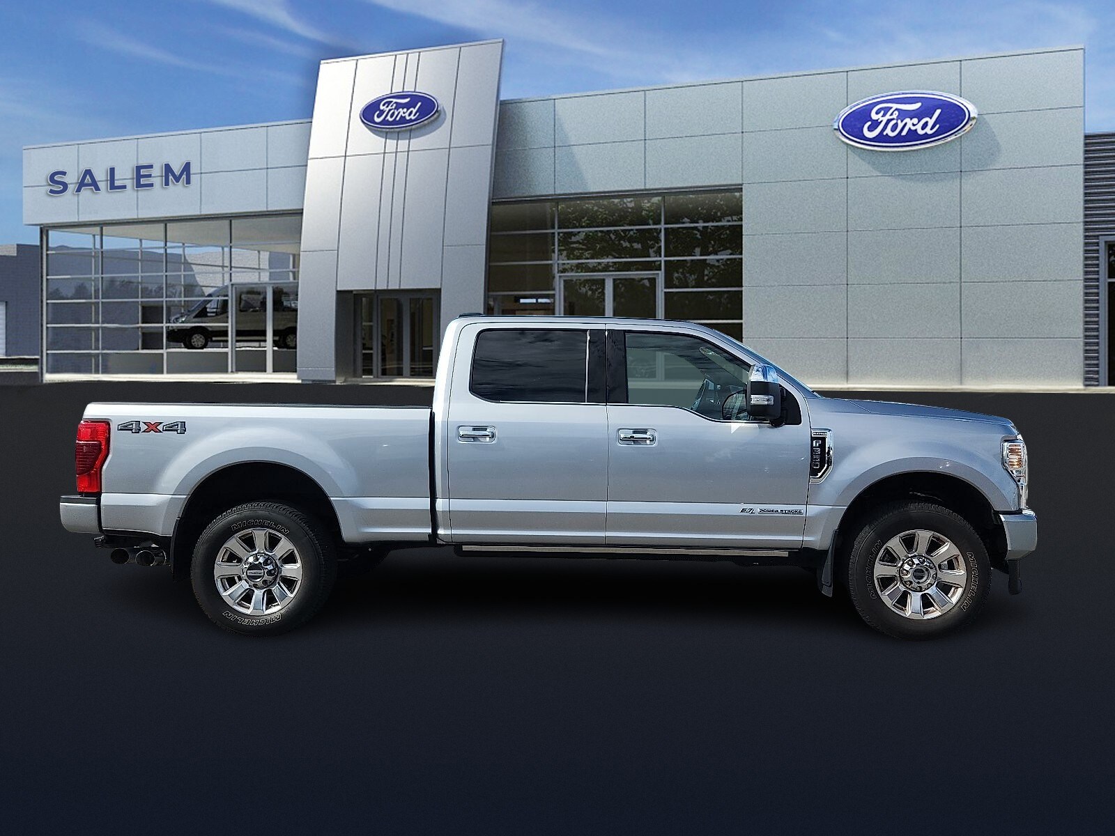 2022 Ford F-350 Platinum photo 2