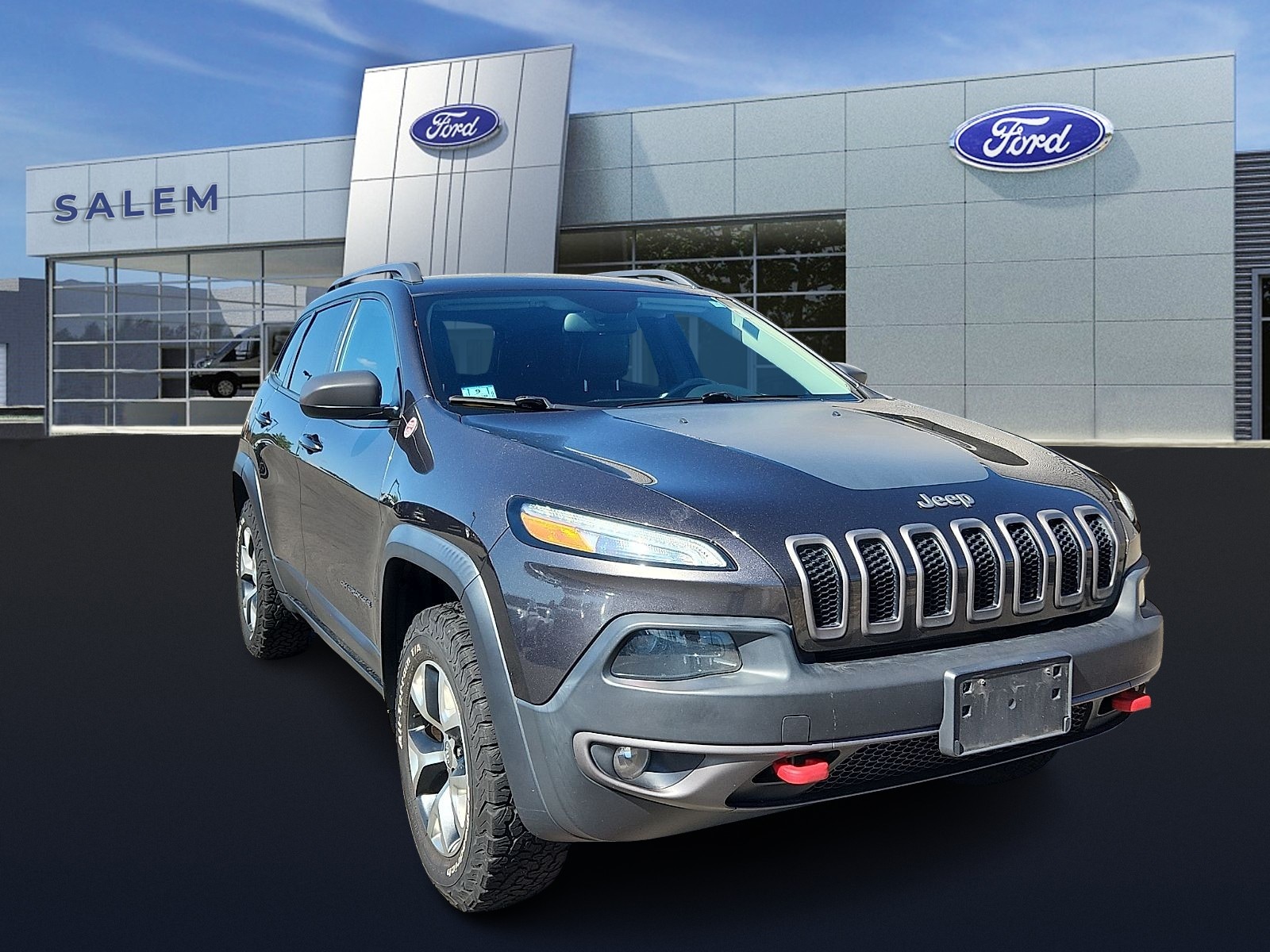 Certified 2017 Jeep Cherokee Trailhawk with VIN 1C4PJMBS7HW620001 for sale in Salem, NH
