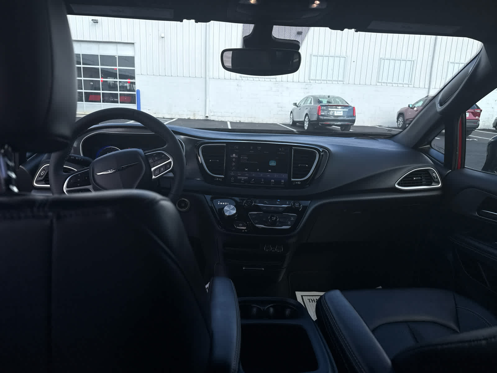 2025 Chrysler Pacifica Select - Photo 26