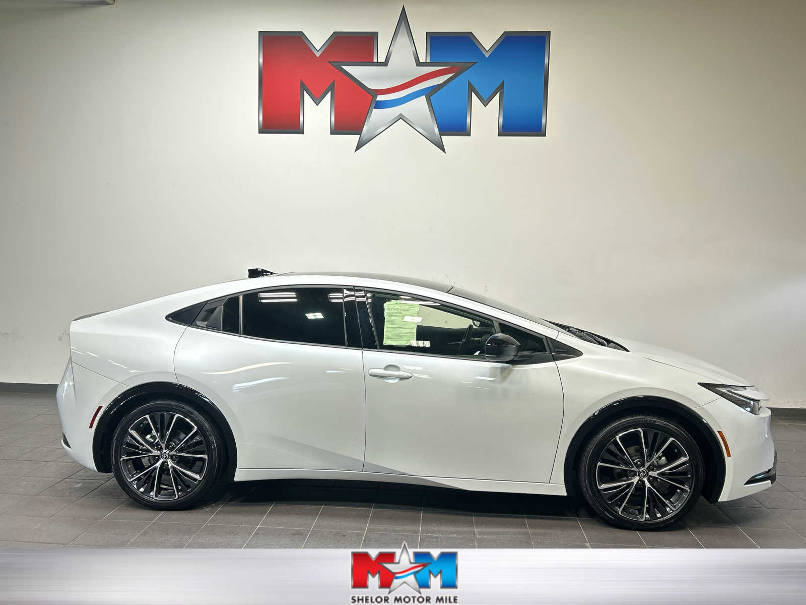 2024 Toyota Prius XLE
