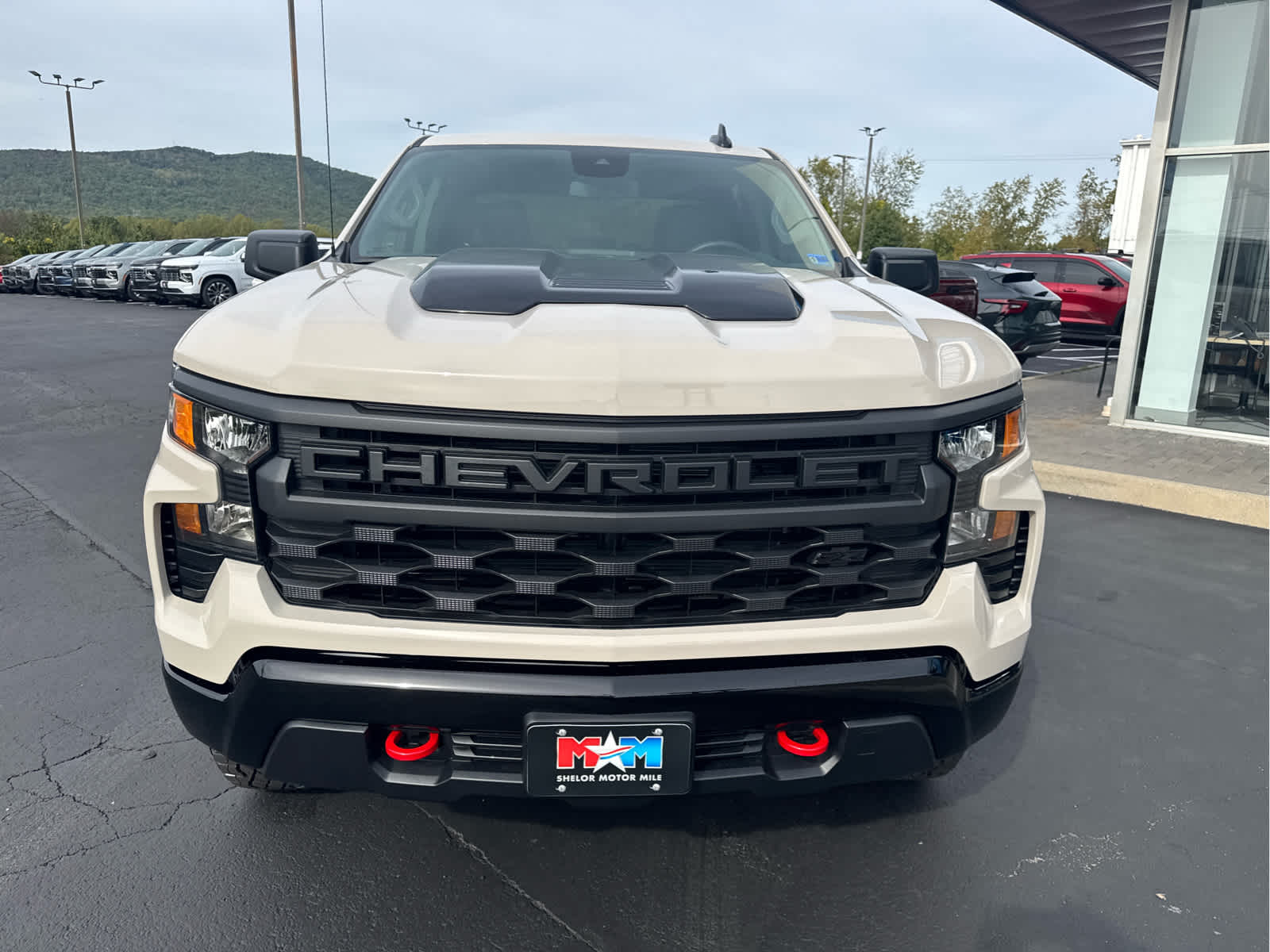2026 Chevrolet Silverado 1500 Custom Trail Boss - Photo 3