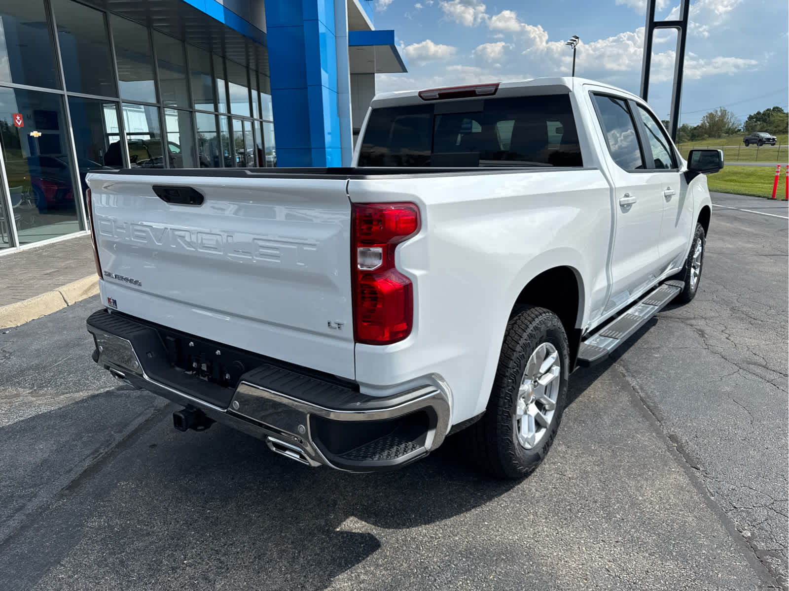 2026 Chevrolet Silverado 1500 LT - Photo 6