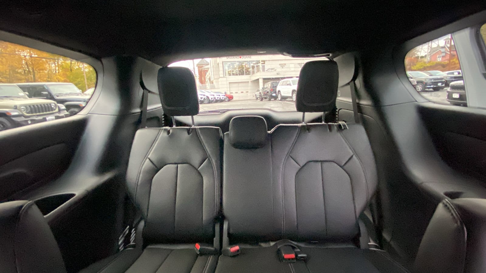 2026 Chrysler Pacifica Select - Photo 22