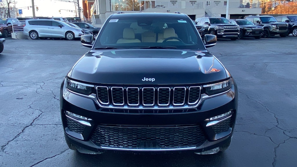 New 2025 Jeep Grand Cherokee LIMITED 4X4 Sport Utility