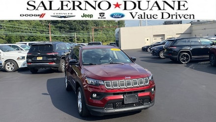 2022 Jeep Compass Latitude SUV