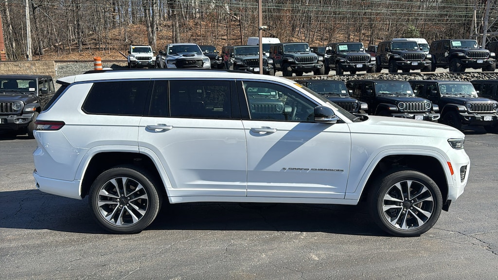 Used 2023 Jeep Grand Cherokee L Overland SUV