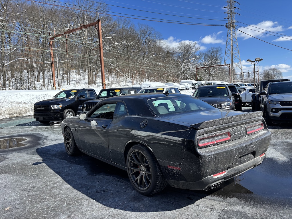 Used 2016 Dodge Challenger SRT Hellcat Coupe