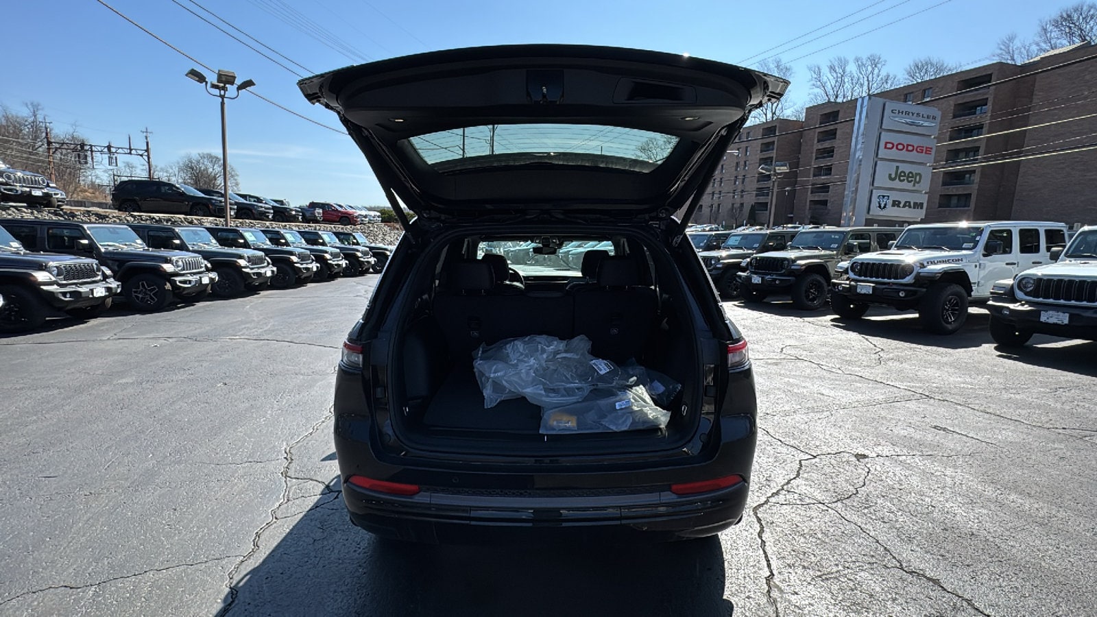 2026 Jeep Grand Cherokee Limited Reserve - Photo 28
