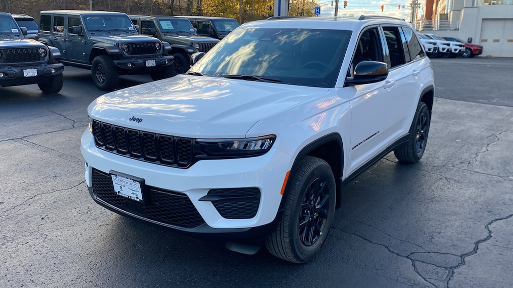 New 2025 Jeep Grand Cherokee ALTITUDE X 4X4 Sport Utility