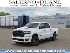 2027 Ram 1500 EXPRESS CREW CAB 4X4 5'7 BOX Pickup