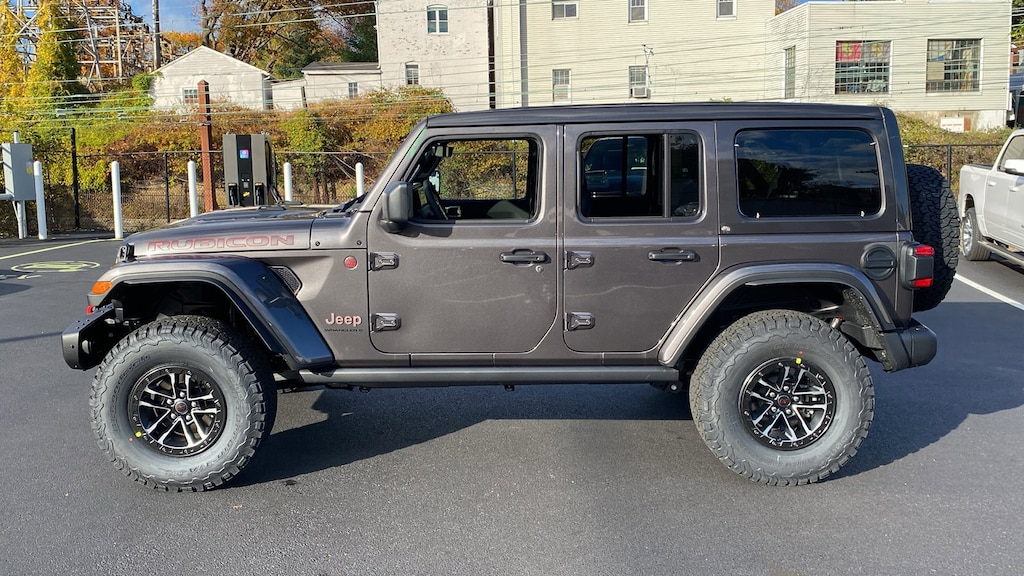 New 2026 Jeep Wrangler 4-DOOR RUBICON X Sport Utility
