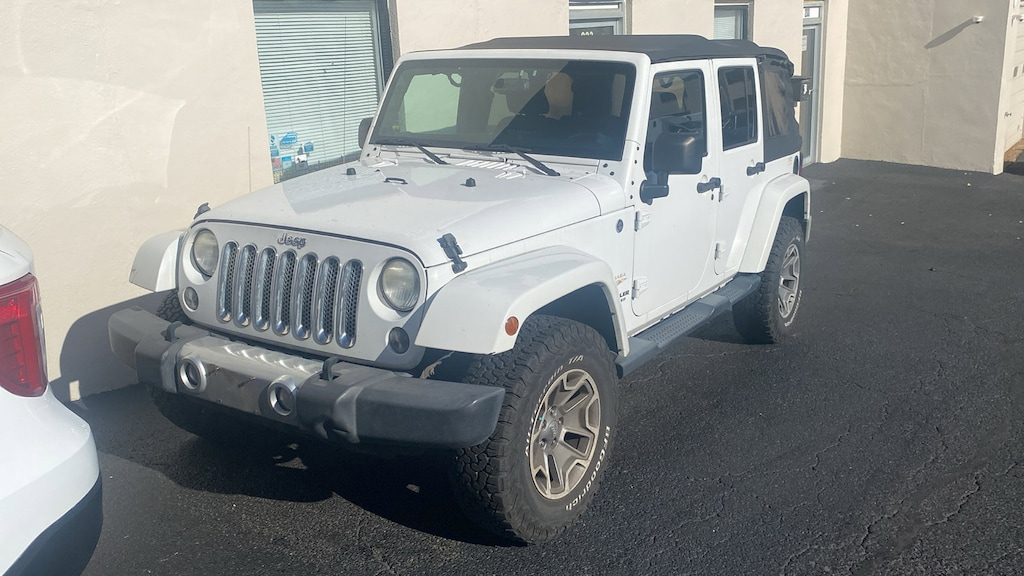 Used 2014 Jeep Wrangler Unlimited Sahara SUV