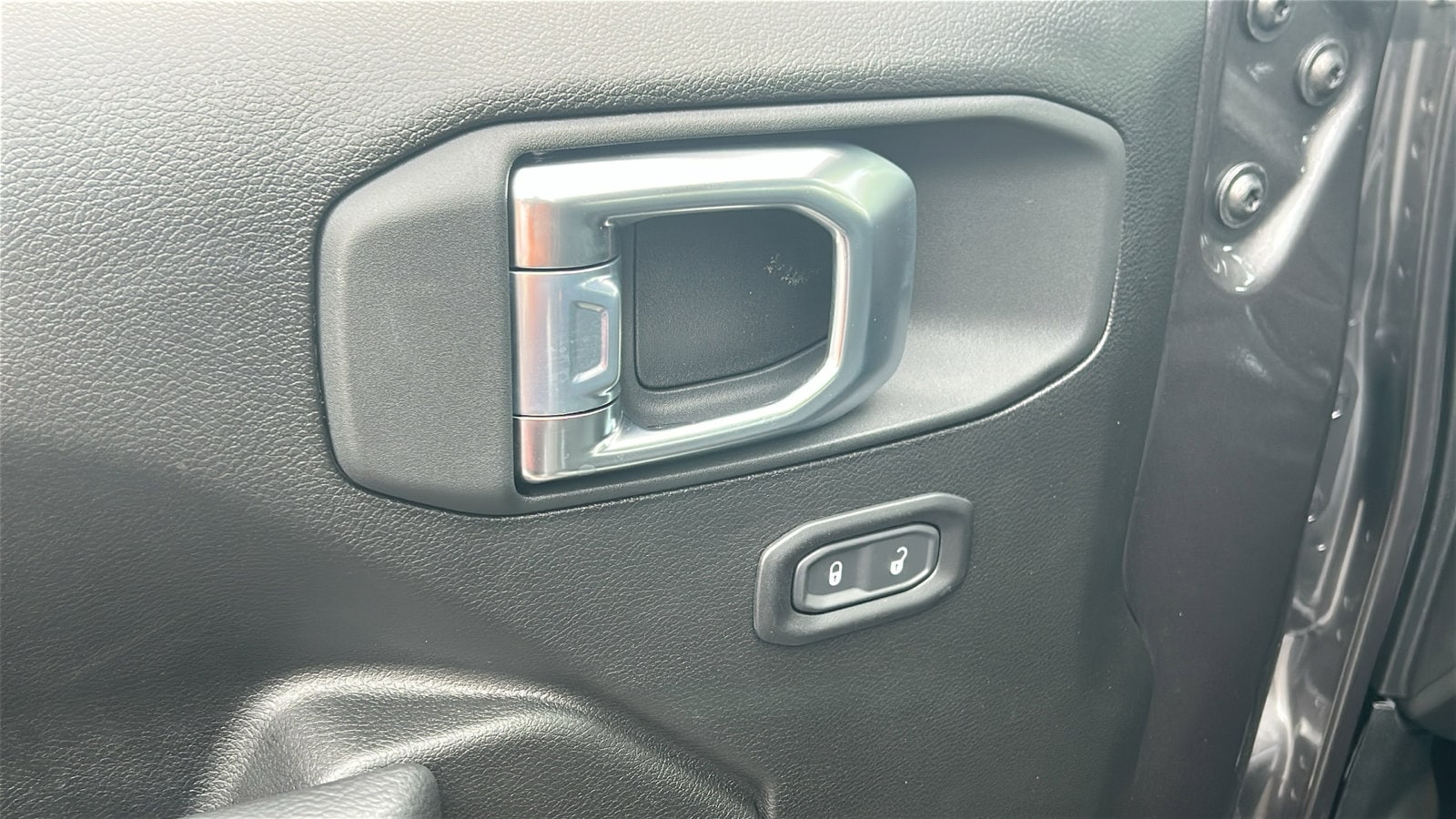 2026 Jeep Wrangler 2-Door Sport - Photo 15
