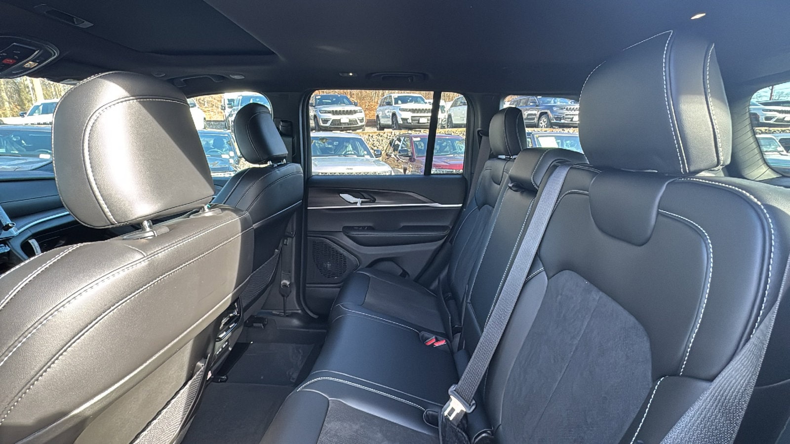 2026 Jeep Grand Cherokee Laredo - Photo 25