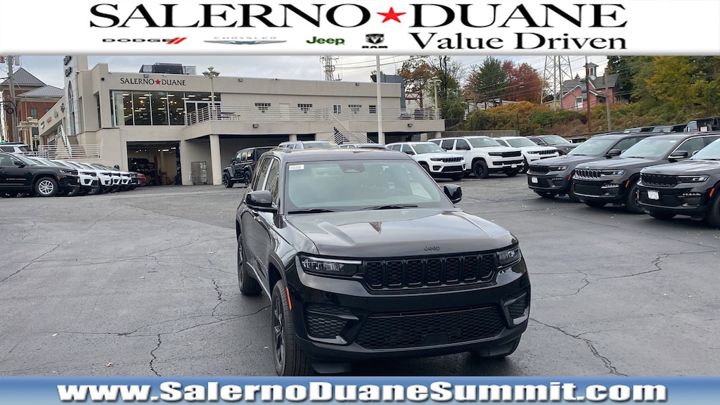 New 2025 Jeep Grand Cherokee ALTITUDE X 4X4 Sport Utility