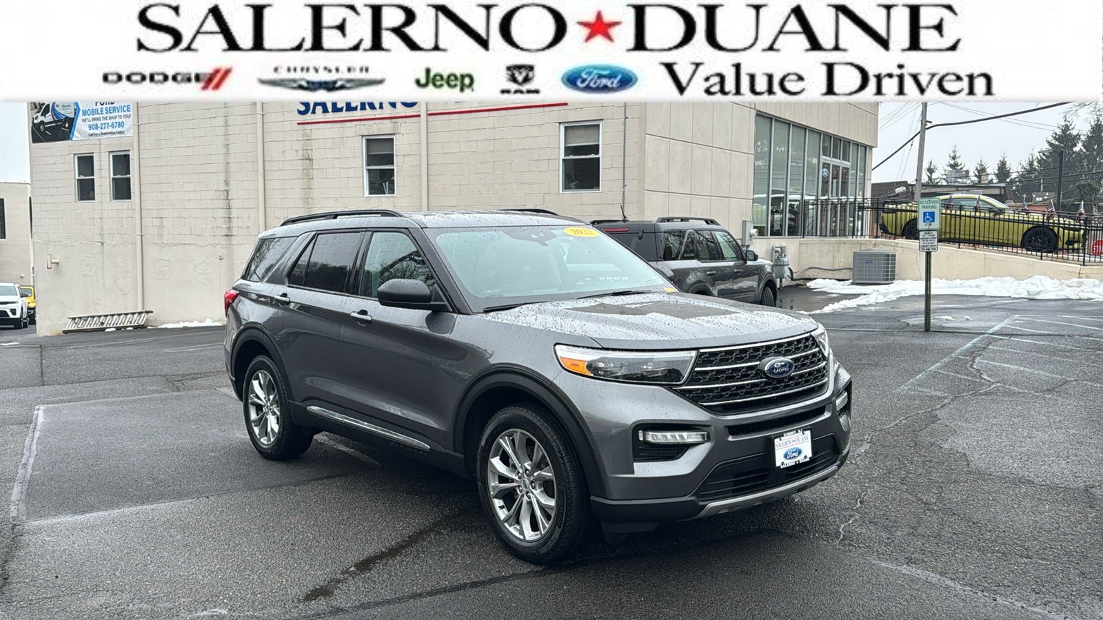 2022 Ford Explorer XLT