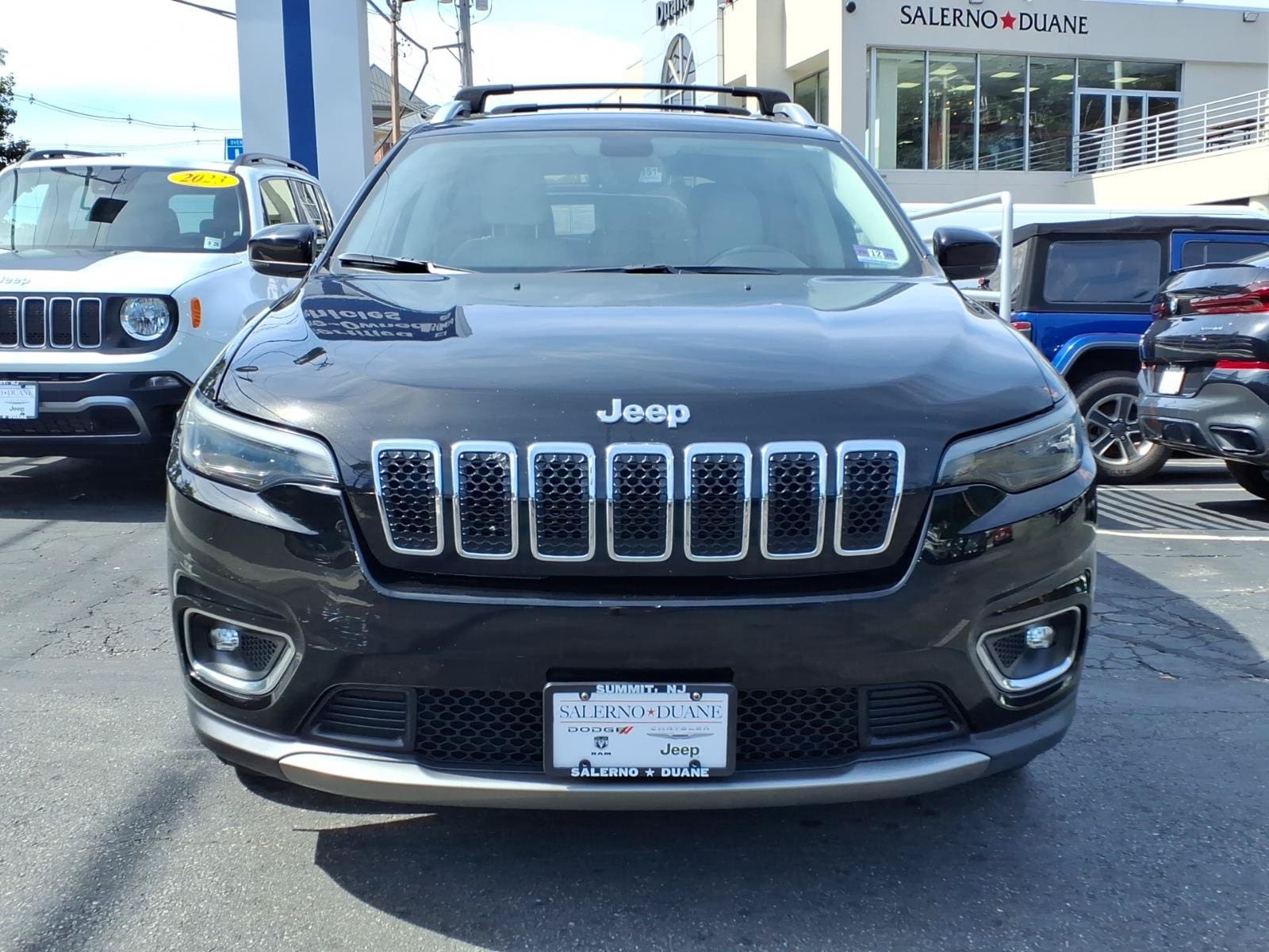 Used 2019 Jeep Cherokee Limited with VIN 1C4PJLDB2KD357037 for sale in Summit, NJ