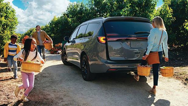 2023 Chrysler Pacifica automatic lift gate NJ
